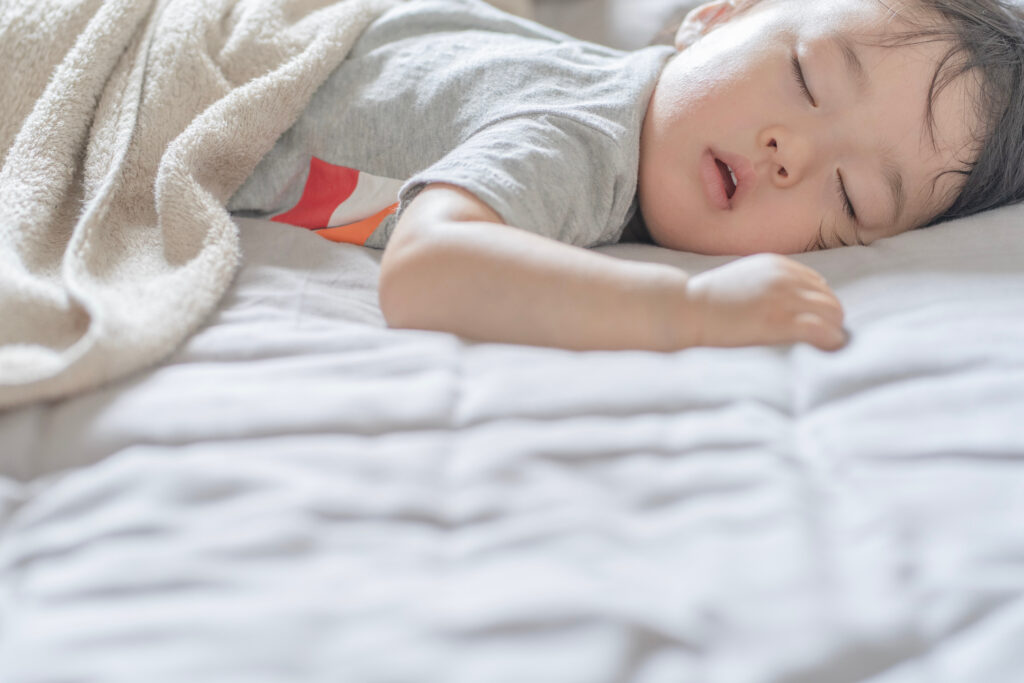 赤ちゃんが触れるところが多い環境の衛生管理を点検しよう！