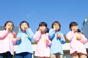 ケアプロくんの出張消毒サービスで子どもたちを守る！